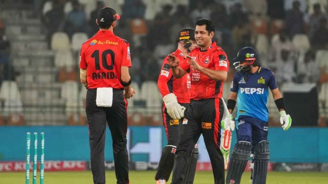 পাকিস্তান দলে নতুন তিন মুখ, আছেন নতুন আফ্রিদি