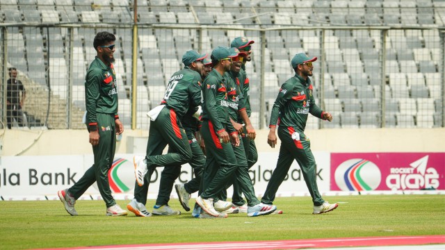 সাগরিকায় অঘোষিত ফাইনালে সিরিজ জয়ের লড়াই