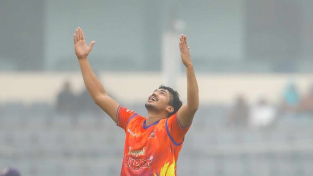 ক্রিকইনফো অ্যাওয়ার্ডে তাসকিন