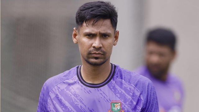 মোস্তাফিজের বিকল্প খুঁজে নিলো কলকাতা