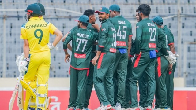 ঘুচল ২১ বছরের আক্ষেপ, অস্ট্রেলিয়া বধ করে সিরিজ শুরু বাংলাদেশের