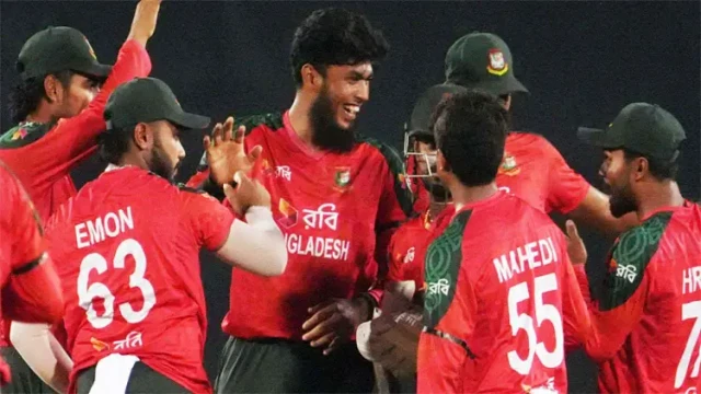 বাংলাদেশকে ১৪৮ রানের লক্ষ্য দিল আফগানিস্তান