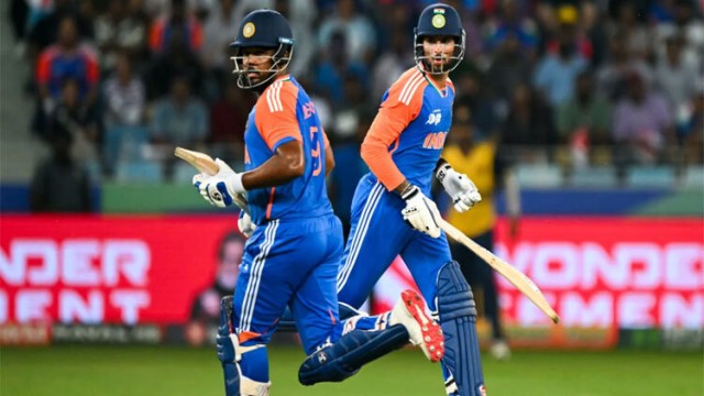 শ্রীলঙ্কাকে ২০৩ রানের লক্ষ্য দিল ভারত