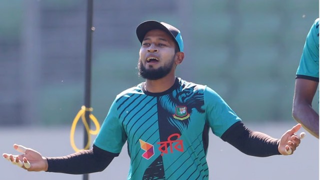 মুশফিকের ওয়ানডেতে ফেরার গুঞ্জন, মুখ খুললেন কোচ সিমন্স