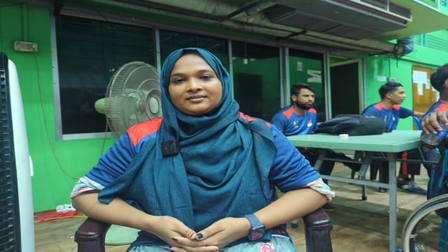 পরিবারে ঠাঁই হয়নি শারীরিক প্রতিবন্ধী টিটি খেলোয়াড় আঁখির!