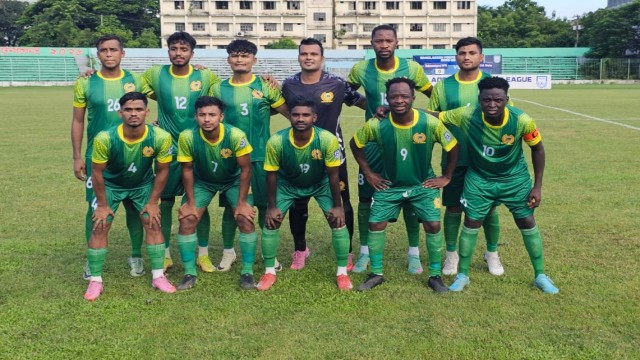 ১০ জনের রহমতগঞ্জের সঙ্গেও আবাহনীর ড্র